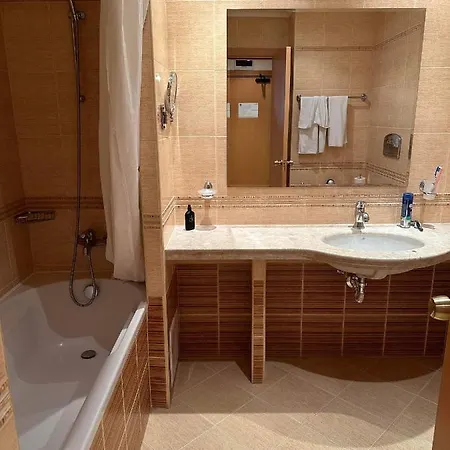 דירה Sunny Majestic Private *