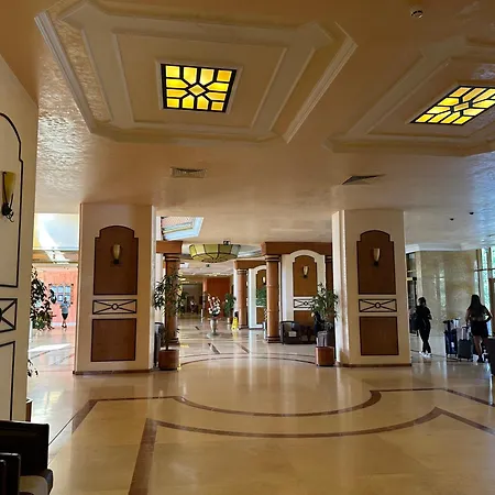 Sunny Majestic Private סאני ביץ'