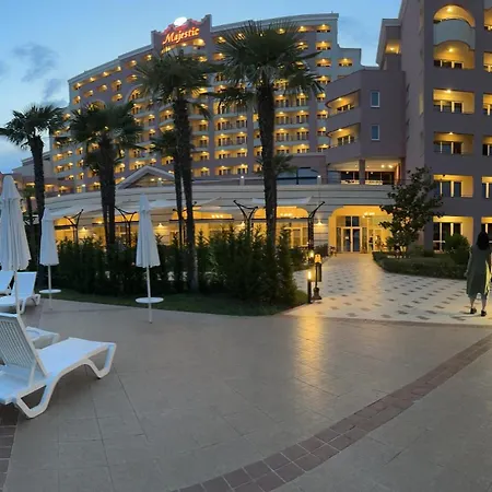 דירה Sunny Majestic Private *