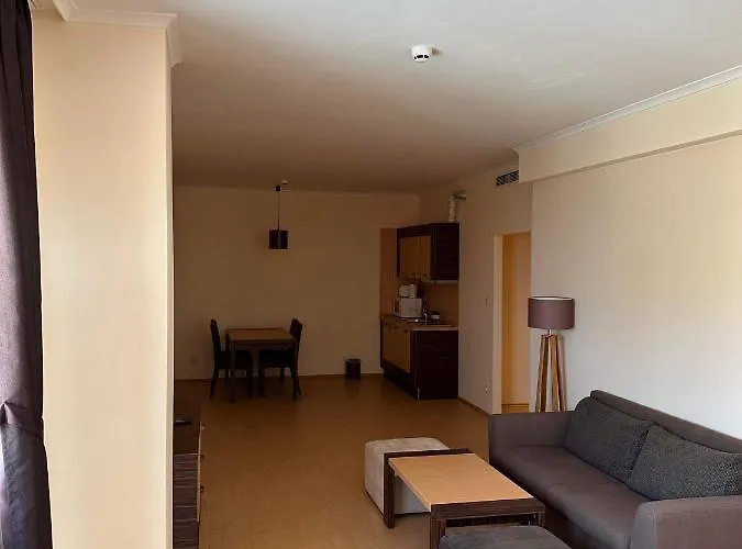 Sunny Majestic Private * 阳光海滩